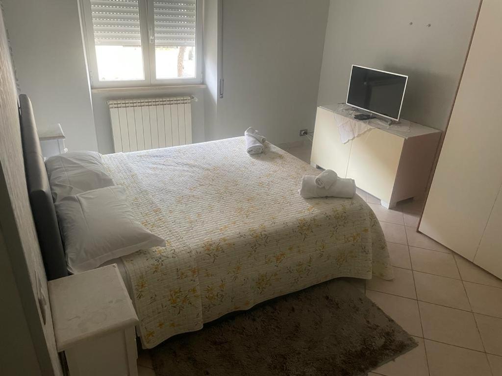 Airport Apartment Alloggio Turistico T&C Fiumicino Esterno foto